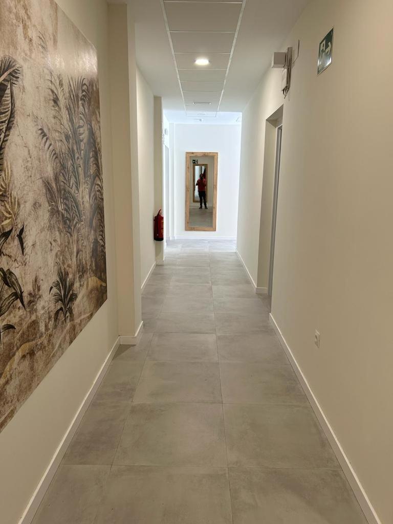 Centro Estudio Trinidad Malaga 3 エクステリア 写真