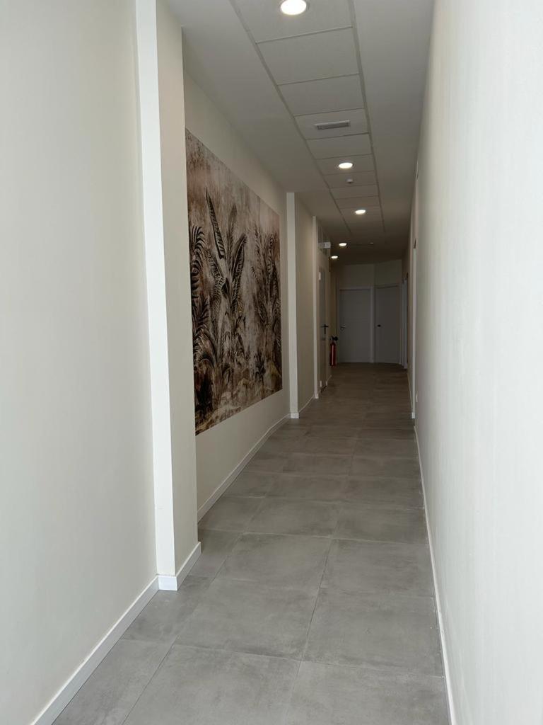 Centro Estudio Trinidad Malaga 3 エクステリア 写真